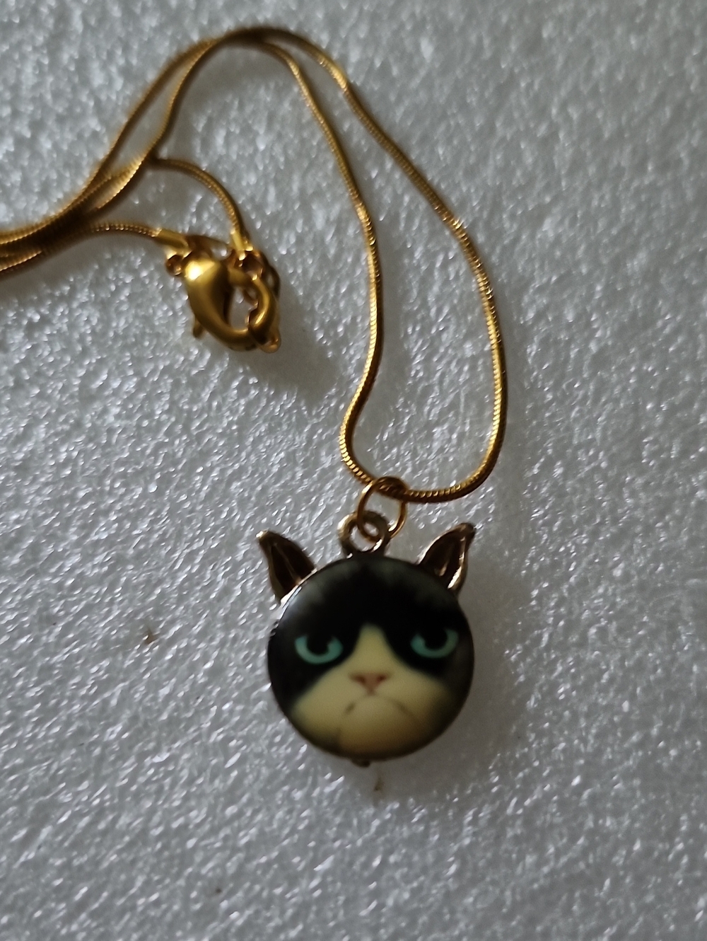Hand Crafted Gold Cat Face Pendant Necklace - Black, Cream, Aqua